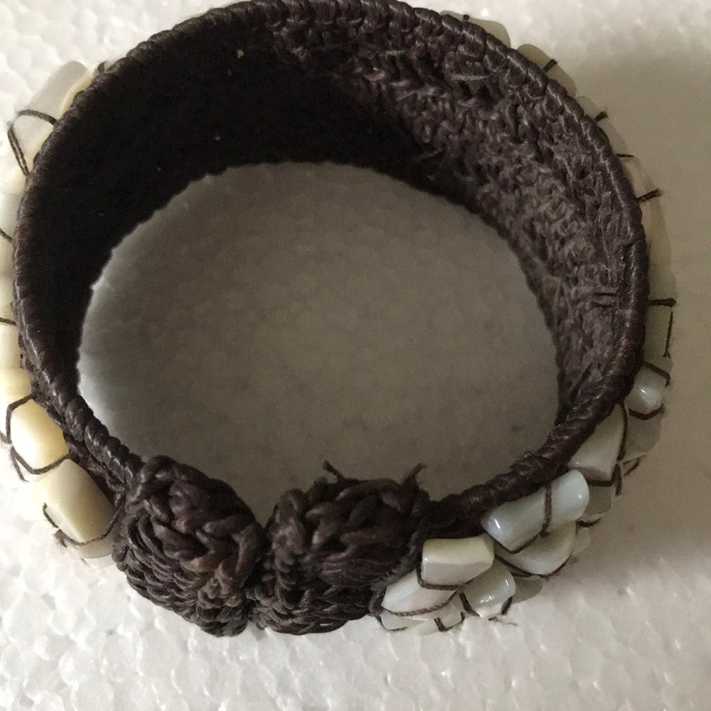 Mother of pearl cuff - Picture 2 of 3